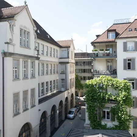 Paradeplatz Apartment By Airhome Цюрих