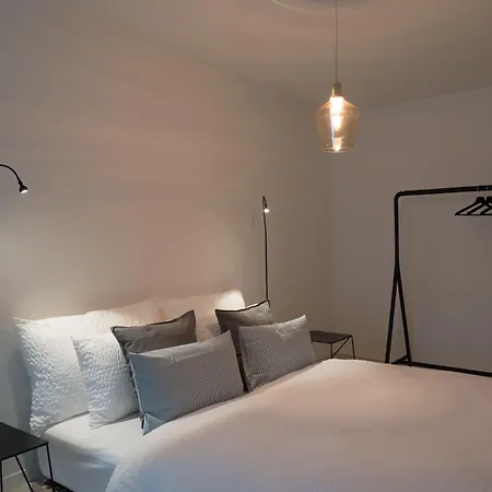 Paradeplatz Apartment By Airhome