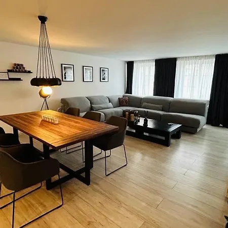 Paradeplatz By Airhome Zurich