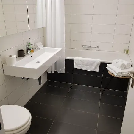 Paradeplatz By Airhome Zürih